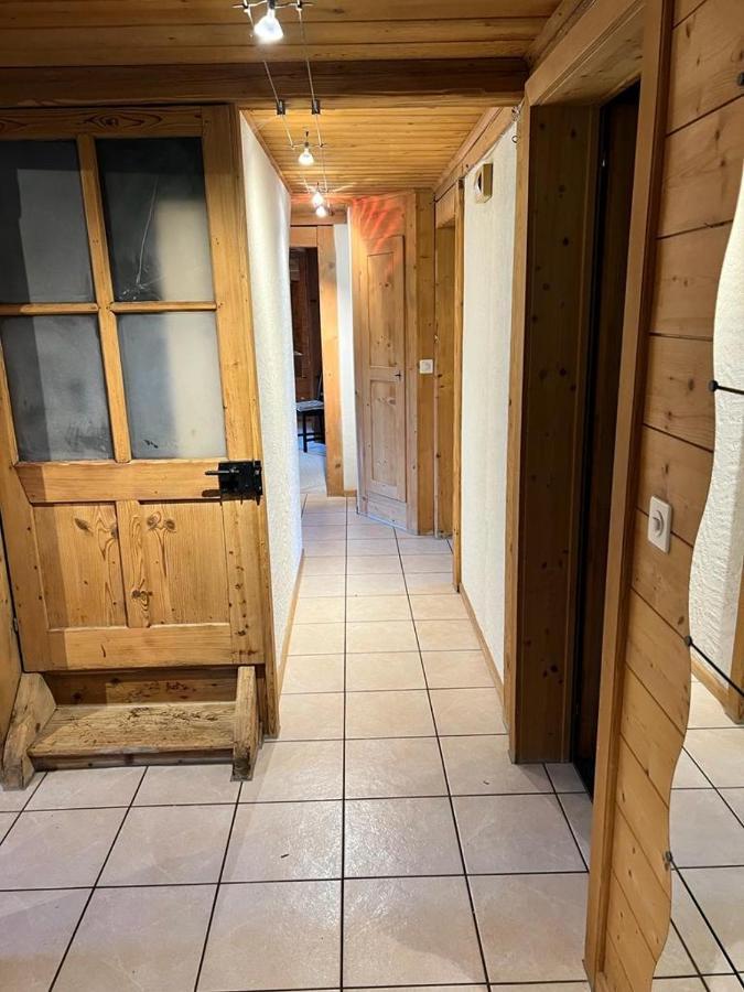 Edelweiss 4 Zi Ferienwohnung In Landhaus Frutigen Exterior photo