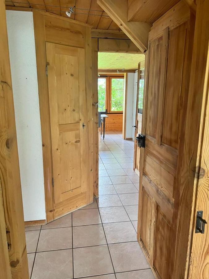 Edelweiss 4 Zi Ferienwohnung In Landhaus Frutigen Exterior photo