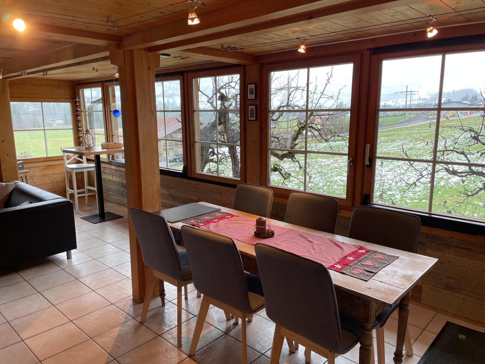 Edelweiss 4 Zi Ferienwohnung In Landhaus Frutigen Exterior photo