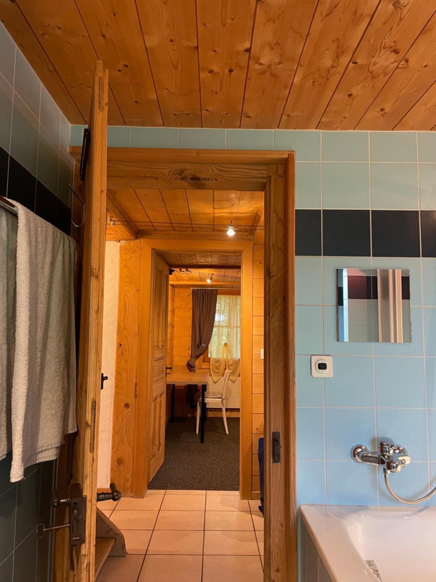 Edelweiss 4 Zi Ferienwohnung In Landhaus Frutigen Exterior photo